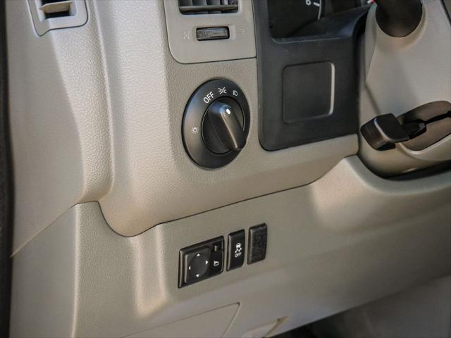 2020 Nissan 3500 SL High Roof V8