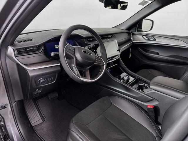 2026 Jeep Grand Cherokee L Altitude 4x4
