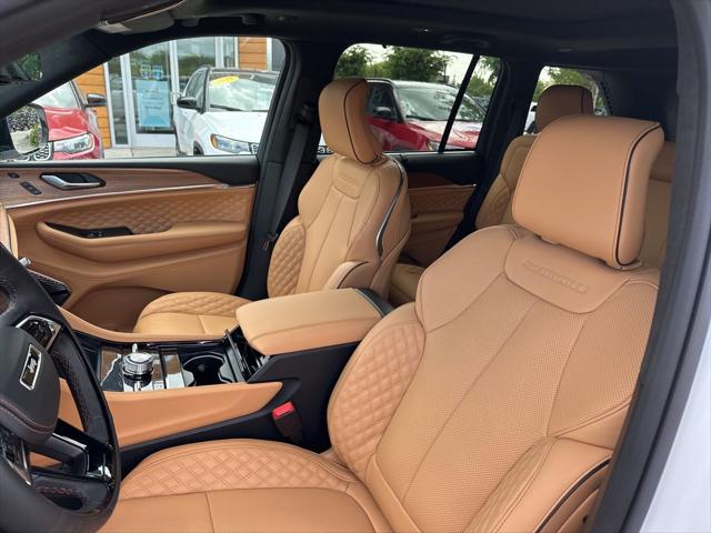 2026 Jeep Grand Cherokee Summit 4x4