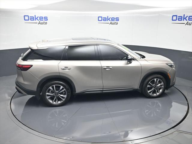 2025 INFINITI QX60 LUXE