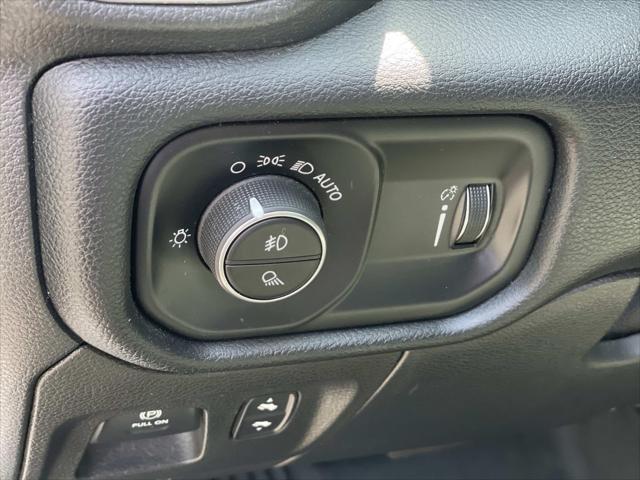 2021 Ram 1500 Big Horn Crew Cab 4x2 5'7" Box