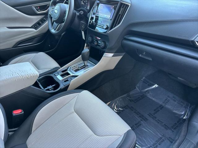 2023 Subaru Forester Base