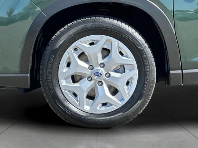 2023 Subaru Forester Base