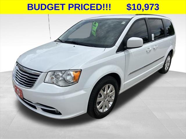 2016 Chrysler Town & Country Touring for sale in Burlington, WI