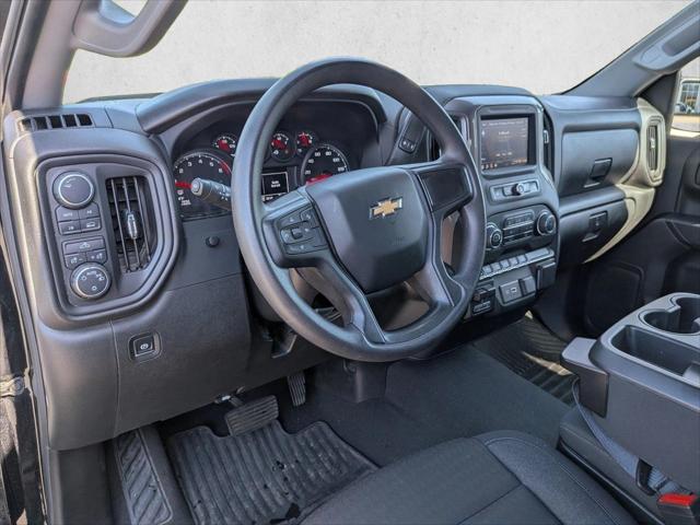 2023 Chevrolet Silverado 1500 4WD Crew Cab Short Bed Custom