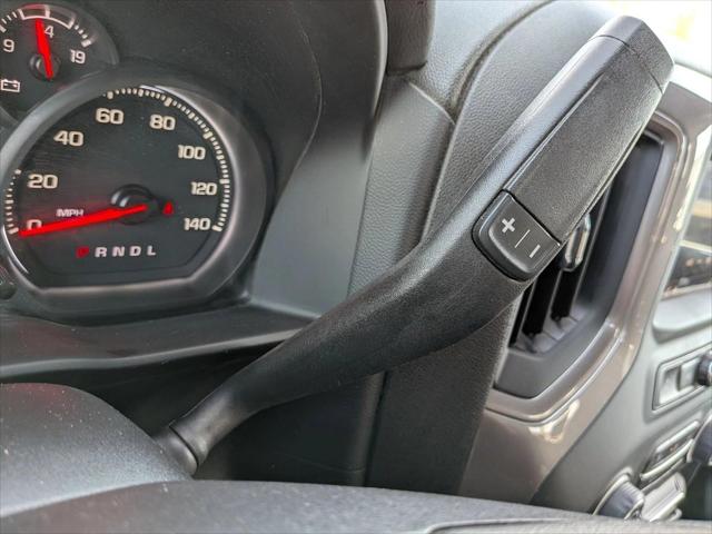 2023 Chevrolet Silverado 1500 4WD Crew Cab Short Bed Custom