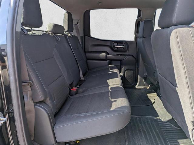 2023 Chevrolet Silverado 1500 4WD Crew Cab Short Bed Custom