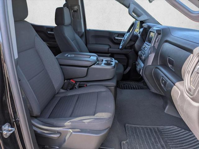 2023 Chevrolet Silverado 1500 4WD Crew Cab Short Bed Custom