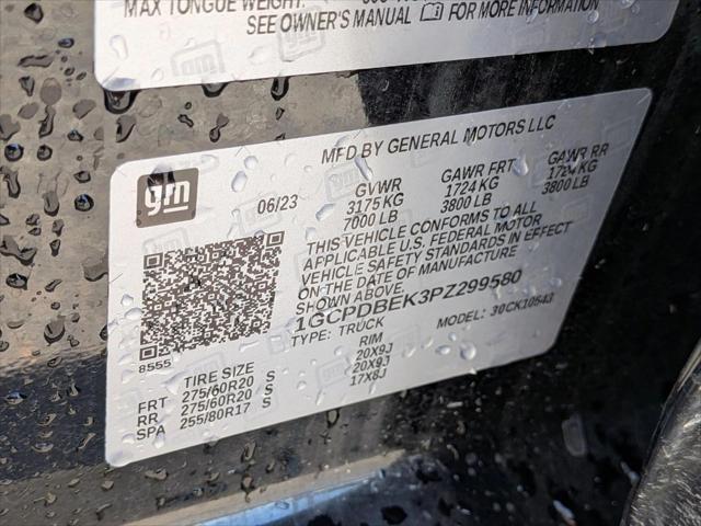 2023 Chevrolet Silverado 1500 4WD Crew Cab Short Bed Custom