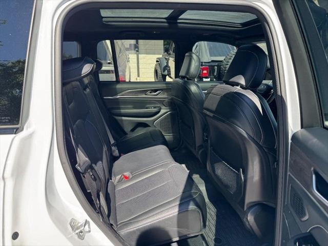2023 Jeep Grand Cherokee Overland 4x4