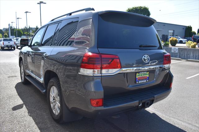 2018 Toyota Land Cruiser V8