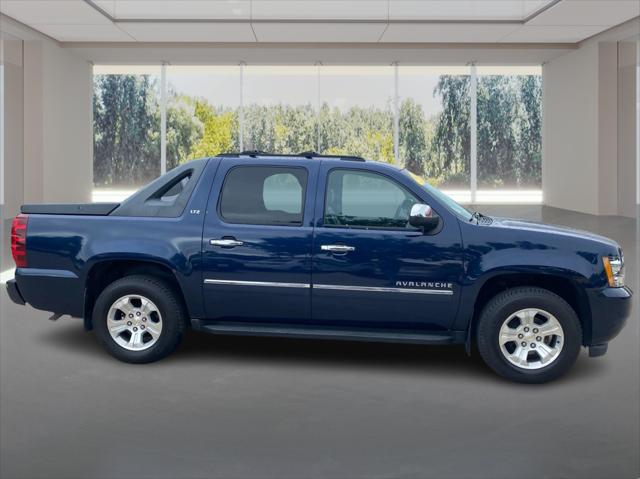 2011 Chevrolet Avalanche LTZ