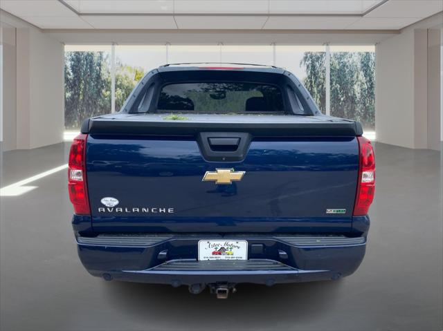 2011 Chevrolet Avalanche LTZ