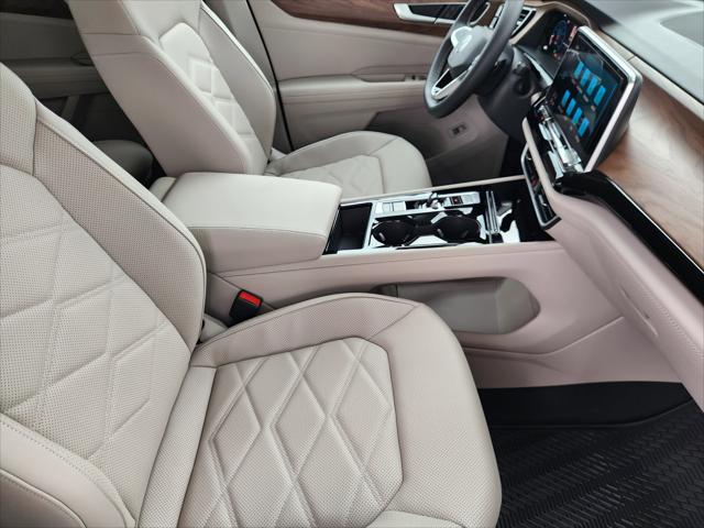 2026 Volkswagen Atlas SE with Technology