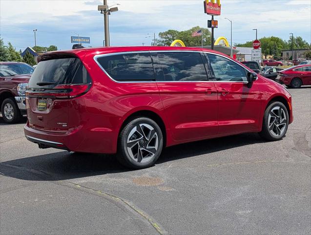 2027 Chrysler Pacifica Limited
