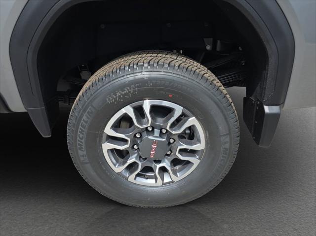 2026 GMC Sierra 3500HD Crew Cab, Long Bed, SLT Dual Rear Wheel, 4WD