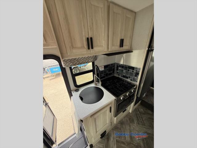 2023 Ford E-450 Cutaway Unknown