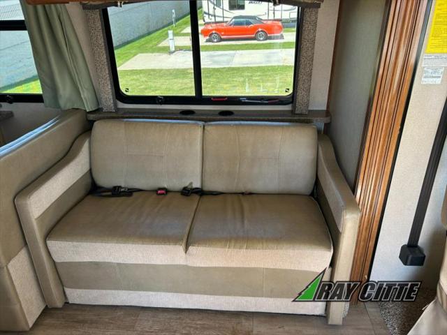 2017 Ford F-53 Unknown