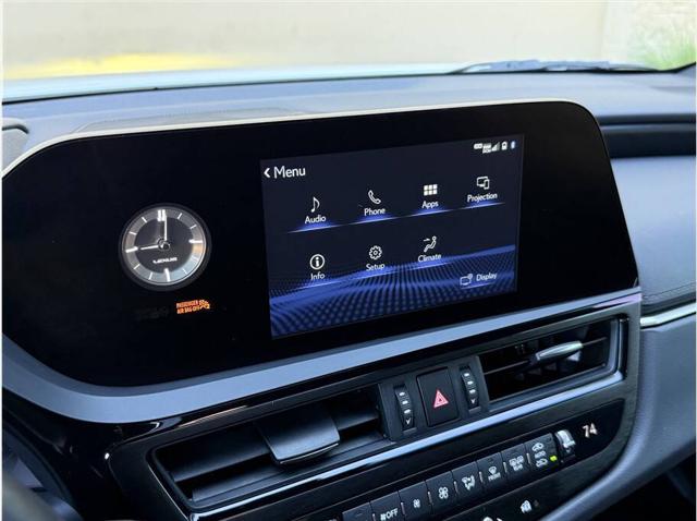 2022 Lexus ES 300h Base 4dr Sedan