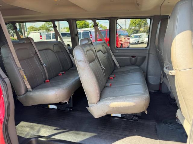 2021 Chevrolet Express Passenger RWD 3500 Extended Wheelbase LS