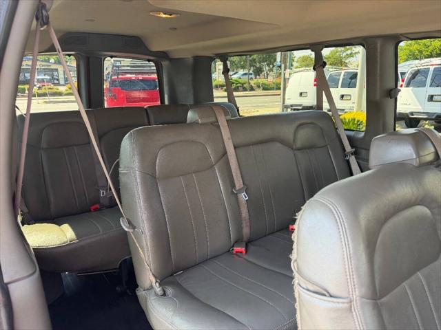 2021 Chevrolet Express Passenger RWD 3500 Extended Wheelbase LS