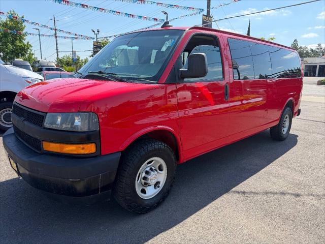 2021 Chevrolet Express Passenger RWD 3500 Extended Wheelbase LS