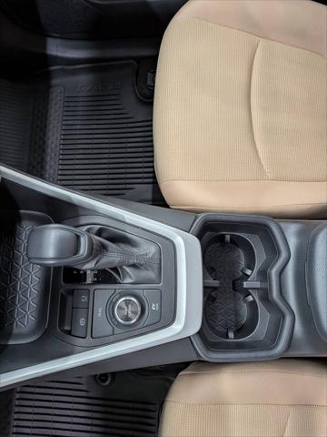 2023 Toyota RAV4 Hybrid LE