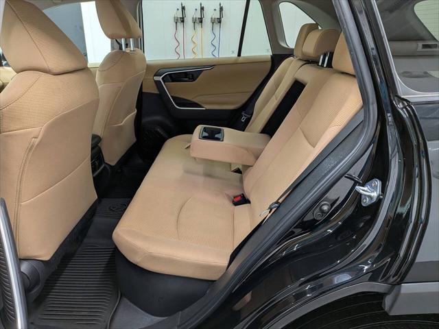 2023 Toyota RAV4 Hybrid LE
