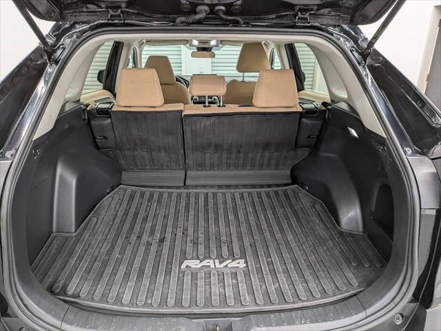 2023 Toyota RAV4 Hybrid LE