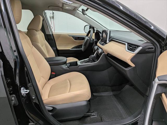2023 Toyota RAV4 Hybrid LE