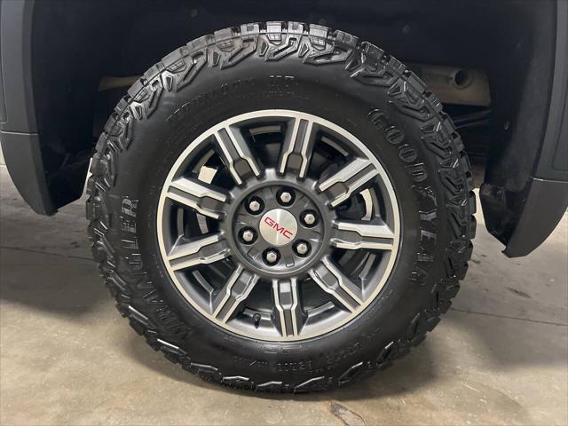 2024 GMC Sierra 1500 4WD Crew Cab Standard Box AT4