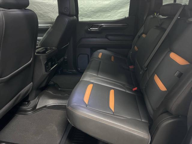 2024 GMC Sierra 1500 4WD Crew Cab Standard Box AT4