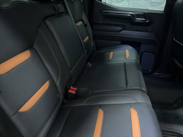 2024 GMC Sierra 1500 4WD Crew Cab Standard Box AT4