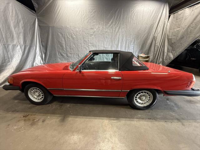 1981 Mercedes-Benz C-CLASS C 300 380 SL