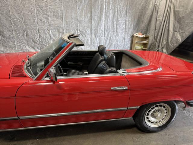 1981 Mercedes-Benz C-CLASS C 300 380 SL