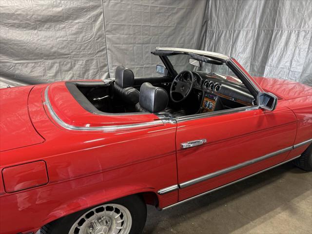 1981 Mercedes-Benz C-CLASS C 300 380 SL