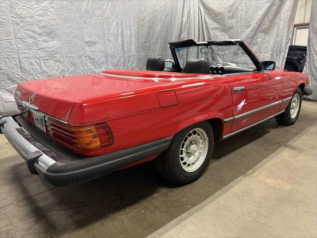1981 Mercedes-Benz C-CLASS C 300 380 SL
