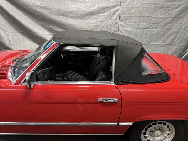 1981 Mercedes-Benz C-CLASS C 300 380 SL
