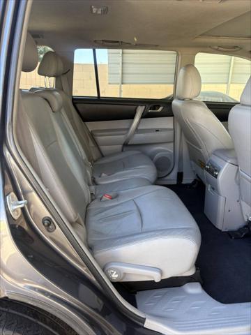 2011 Toyota Highlander Base V6
