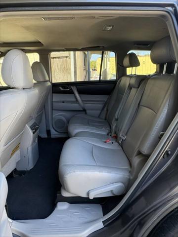 2011 Toyota Highlander Base V6