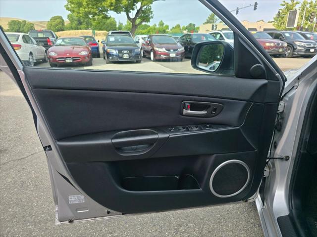 2004 Mazda Mazda3 s