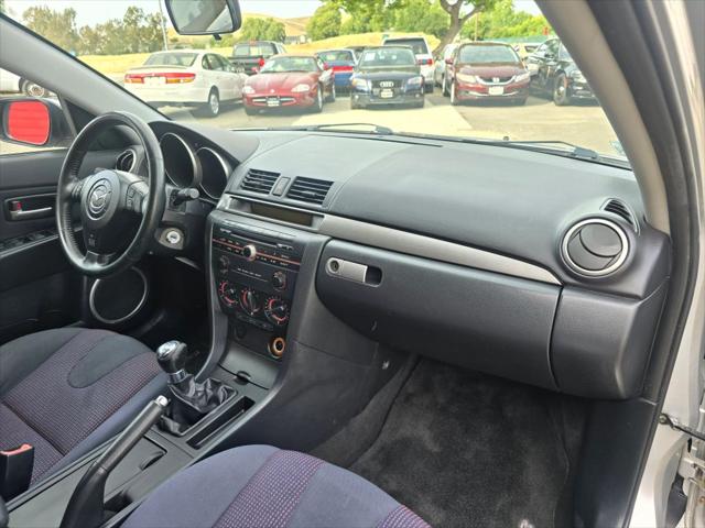 2004 Mazda Mazda3 s