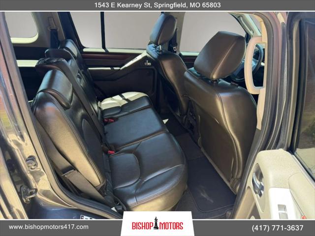 2011 Nissan Pathfinder LE