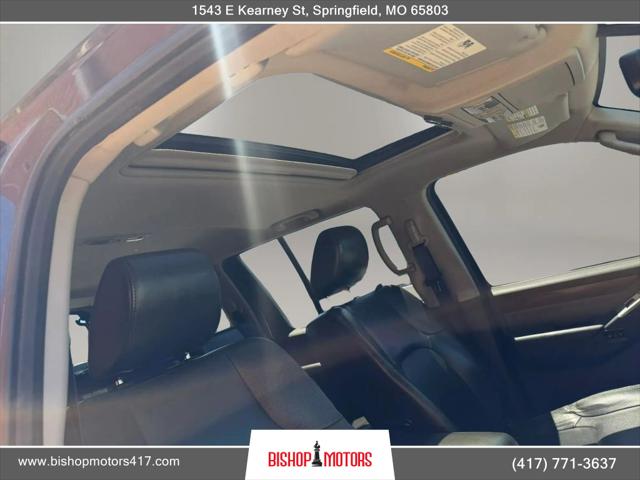 2011 Nissan Pathfinder LE