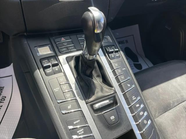 2018 Porsche Macan Sport Edition