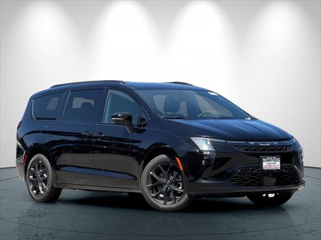 2027 Chrysler Pacifica Limited