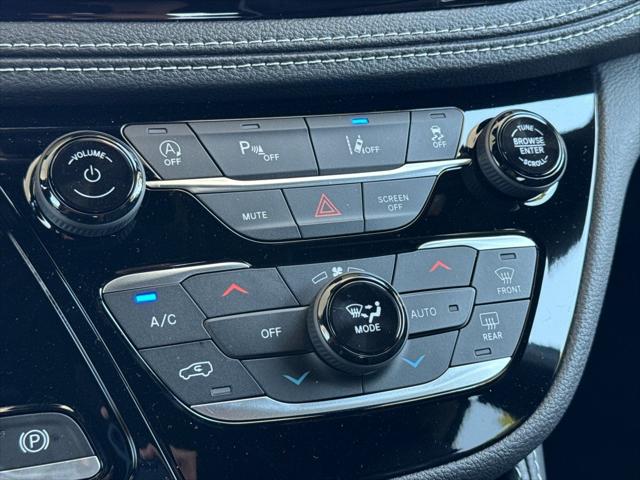 2027 Chrysler Pacifica Limited