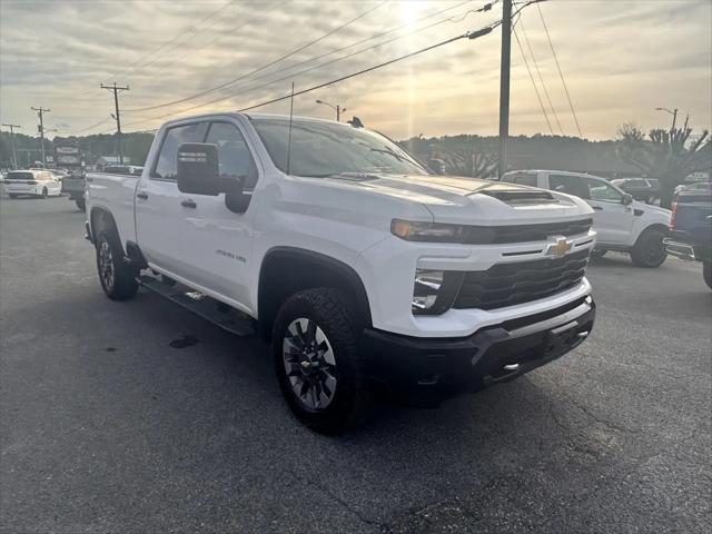 2024 Chevrolet Silverado 2500HD 4WD Crew Cab Standard Bed Custom