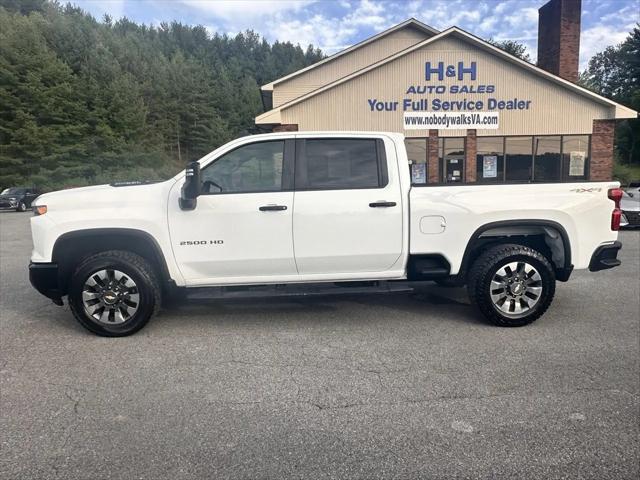 2024 Chevrolet Silverado 2500HD 4WD Crew Cab Standard Bed Custom
