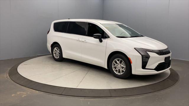 2027 Chrysler Pacifica Select